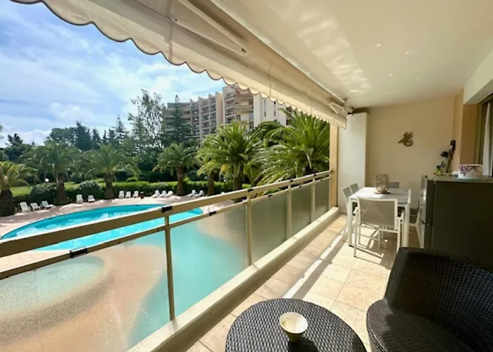Renovated With Balcony *