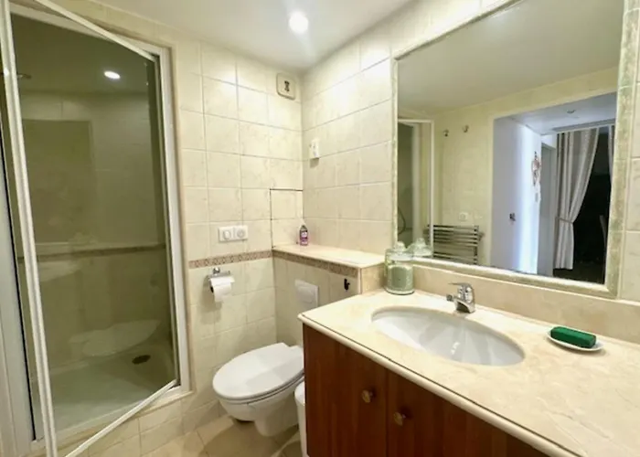 Renovated With Balcony * Mandelieu